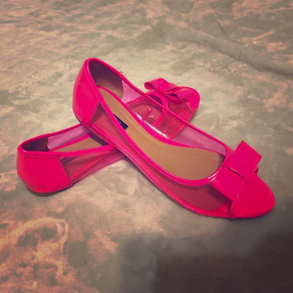 Highlighter pink flats 🤪